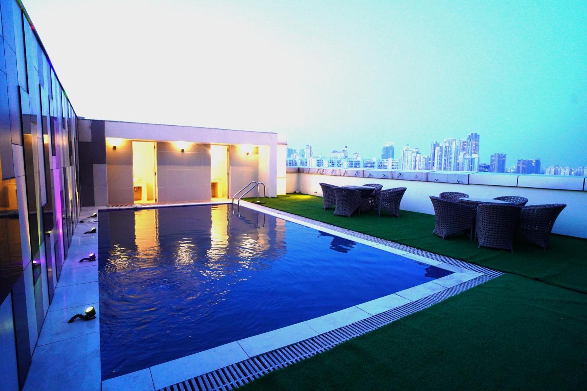 Hotel Sakura Gold Gurgaon Eksteriør bilde